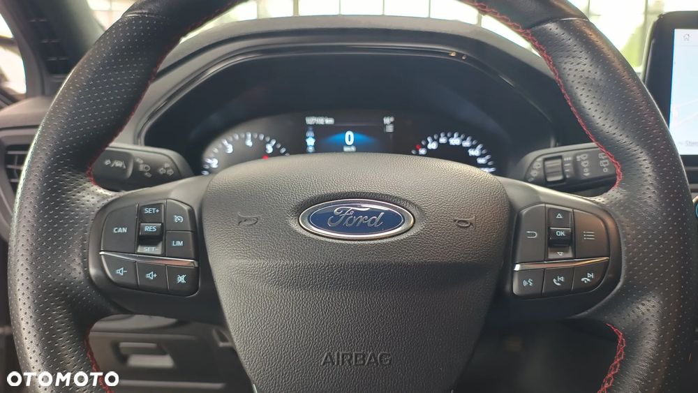 Ford Focus 1.5 EcoBoost ST-Line - 34