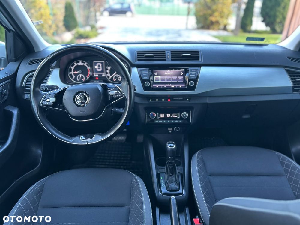 Skoda Fabia 2021 photo 3