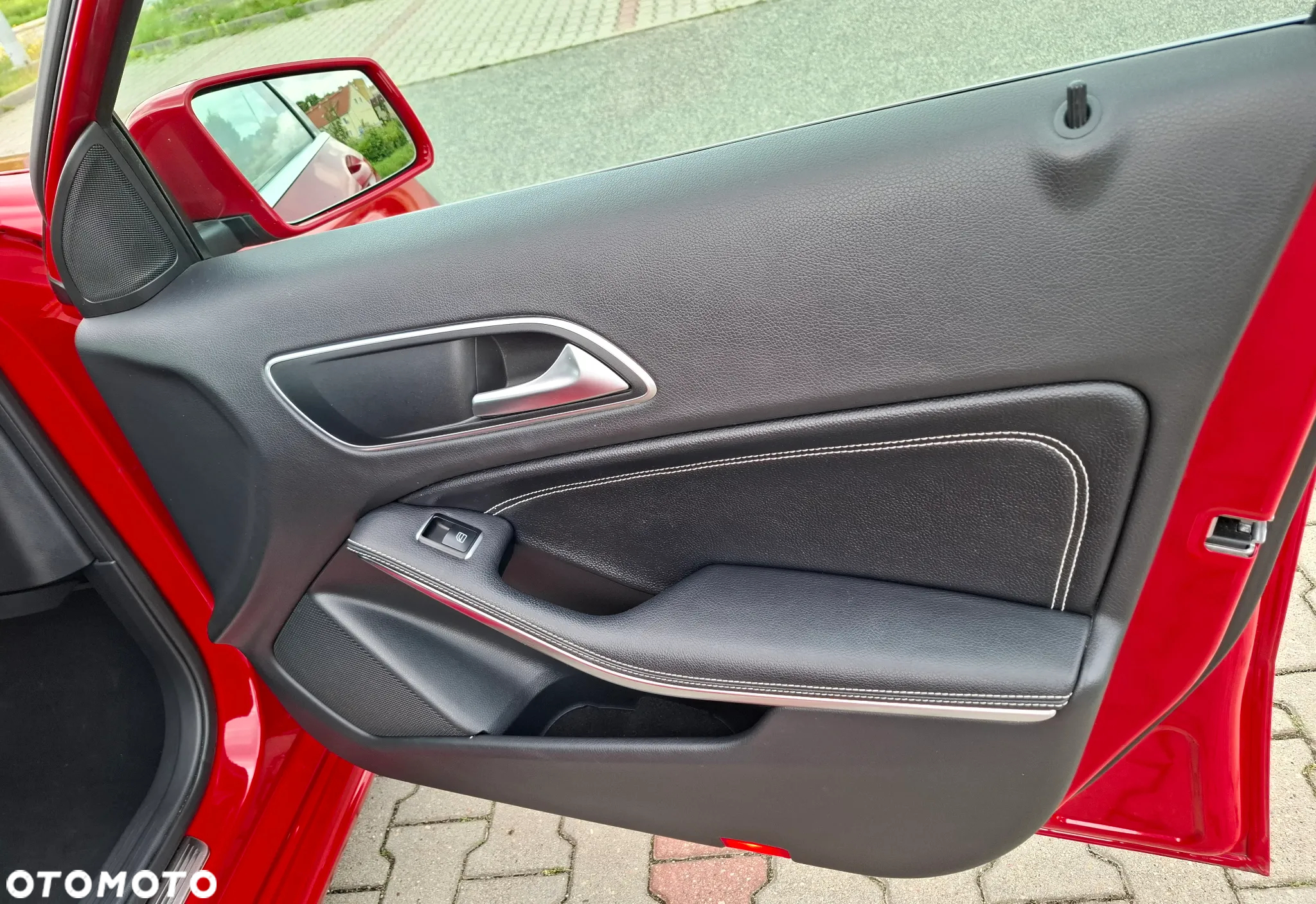 Mercedes-Benz Klasa A 180 7G-DCT - 24