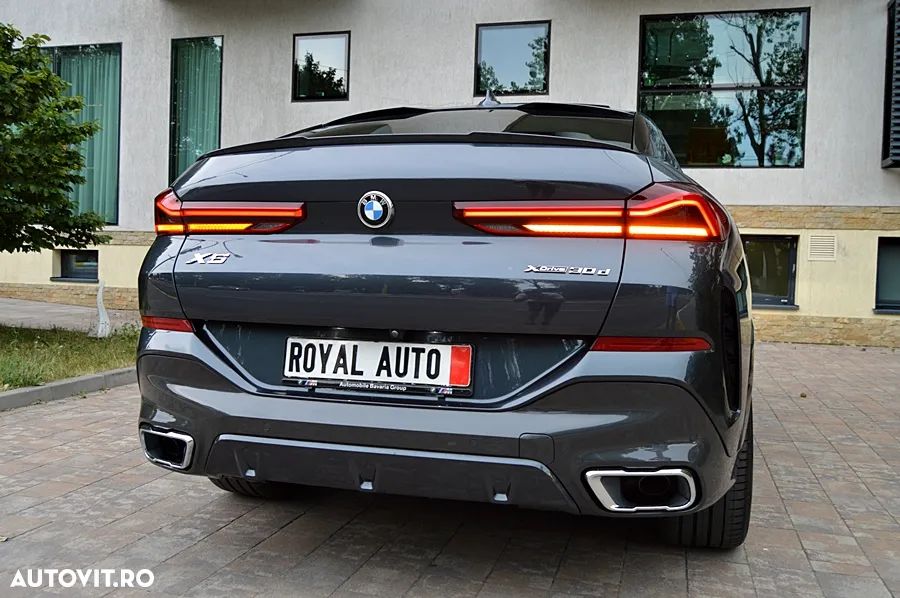 BMW X6 xDrive30d - 17