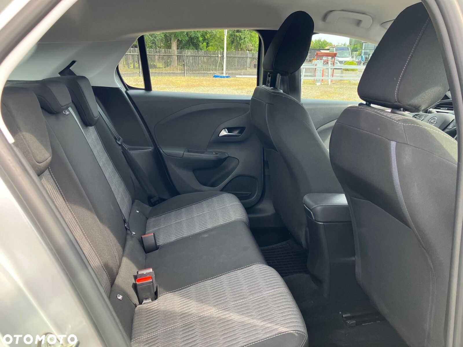 Opel Corsa - 16