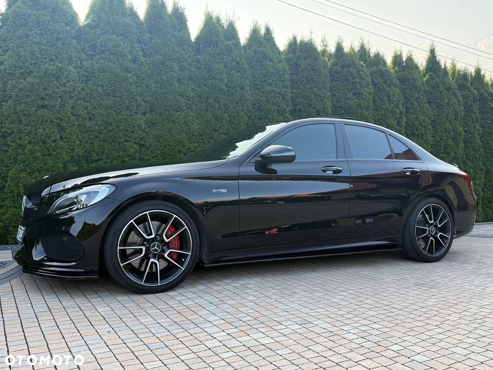 Mercedes-Benz Klasa C AMG 43 4-Matic - 26