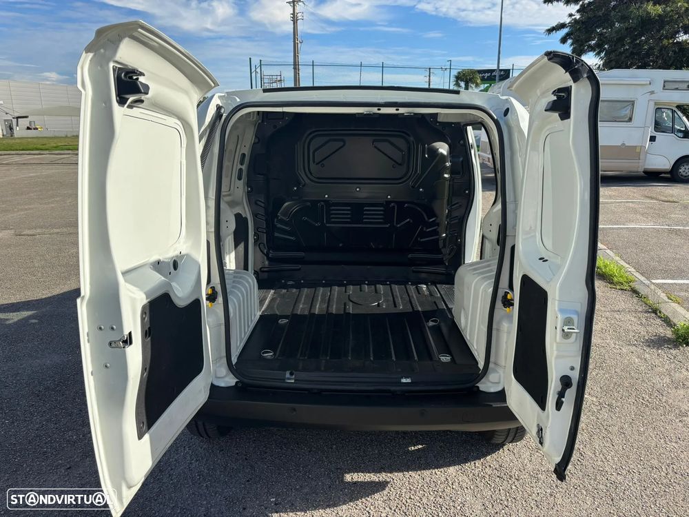 Fiat FIORINO 1.3 M-jet Adventure  A/C IVA DEDUTIVEL - 11