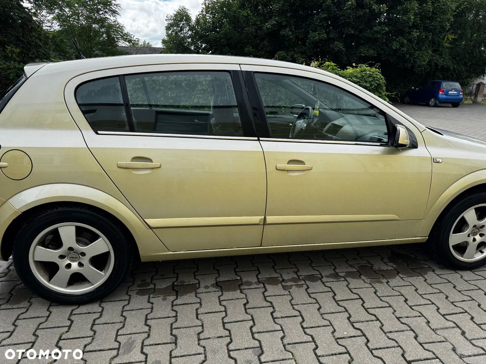 Opel Astra ver-iii-1-7-cdti - 3