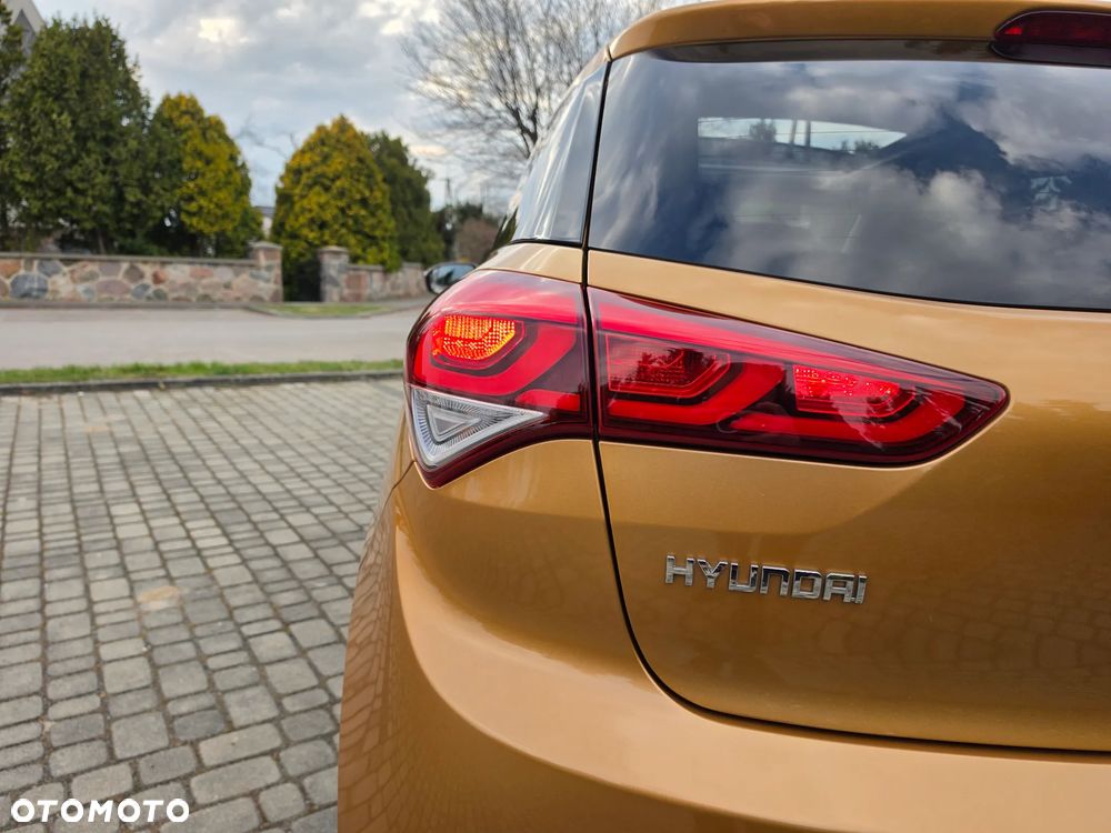 Hyundai i20 1.2 Passion Plus - 11