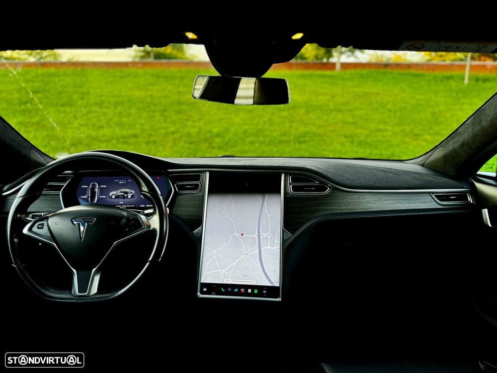 Tesla Model S 85D AWD - 18