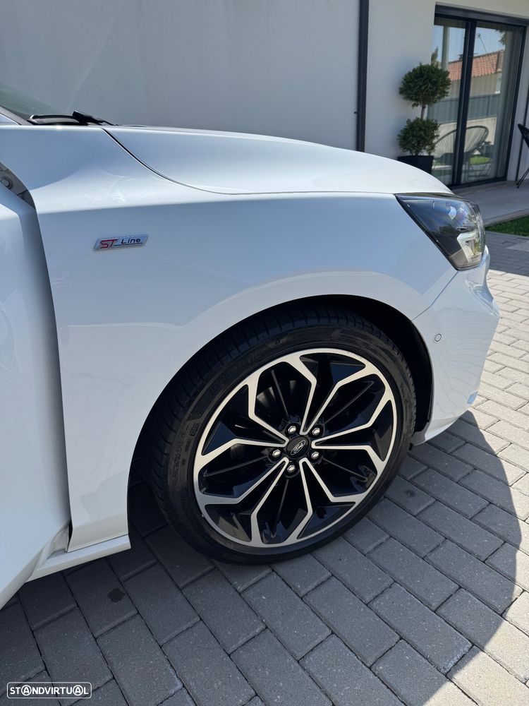 Ford Focus 1.0 EcoBoost MHEV ST-Line - 23