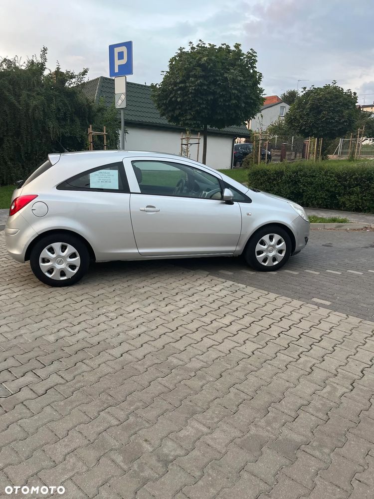 Opel Corsa 1.2 16V Cosmo - 6