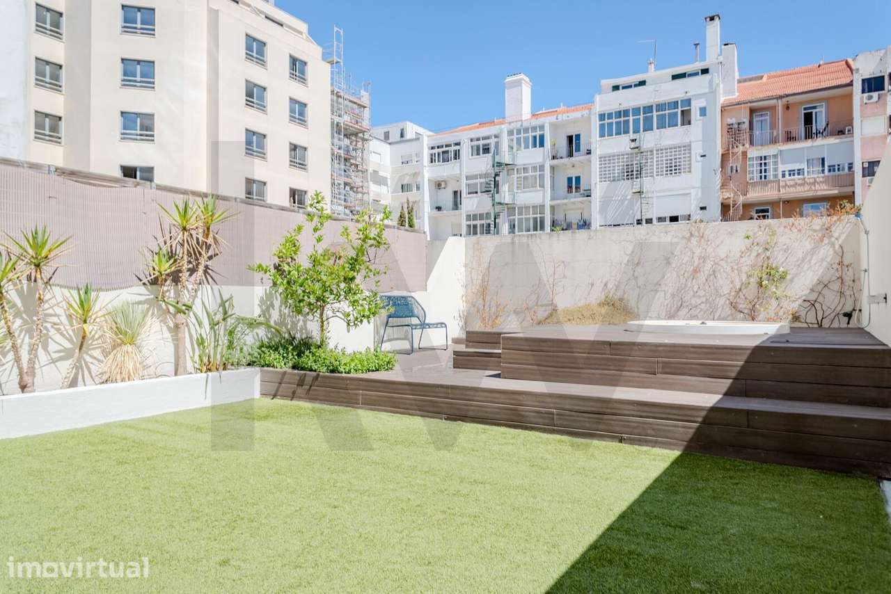 Apartamento T3 de arquiteta com terraço de 80 m2 | Picoas, Lisboa - Grande imagem: 2/36