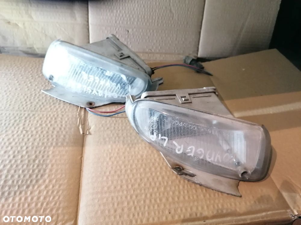 HALOGEN PRAWY LEWY VOYAGER IV - 1