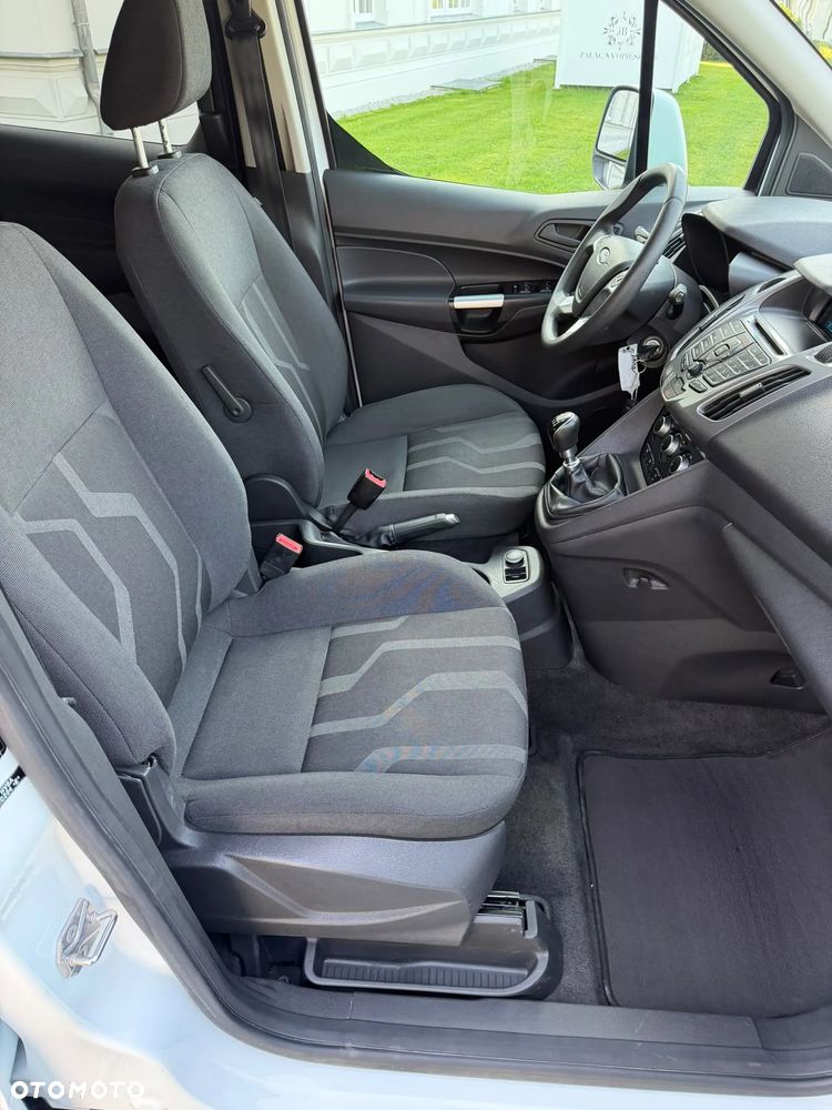 Ford Tourneo Connect 1.0 EcoBoost Start-Stop Titanium - 21