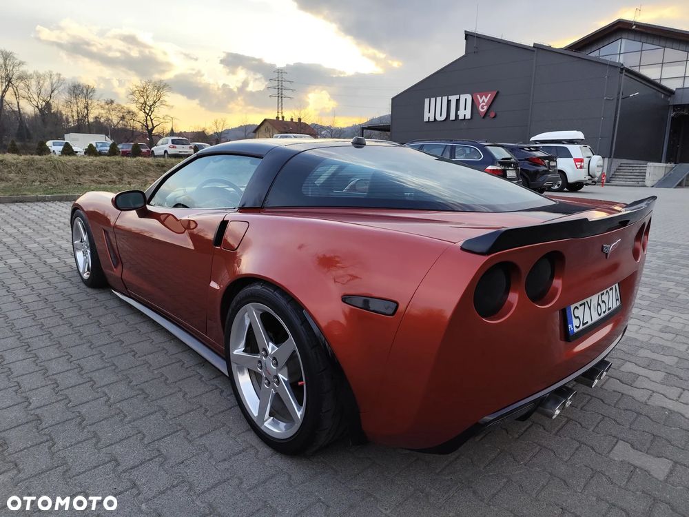 Chevrolet Corvette - 2