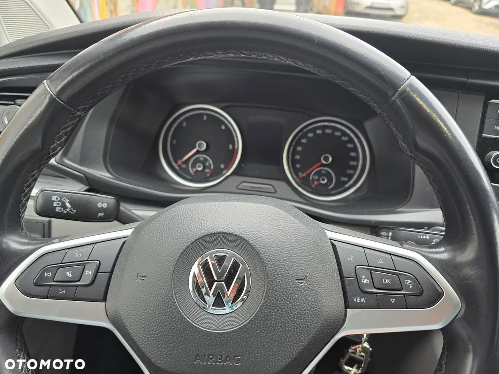 Volkswagen Caravelle 2.0 TDI L2 Highline DSG - 2