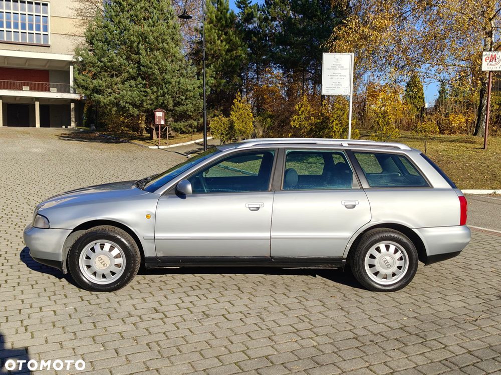 Audi A4 Avant 1.8 - 9
