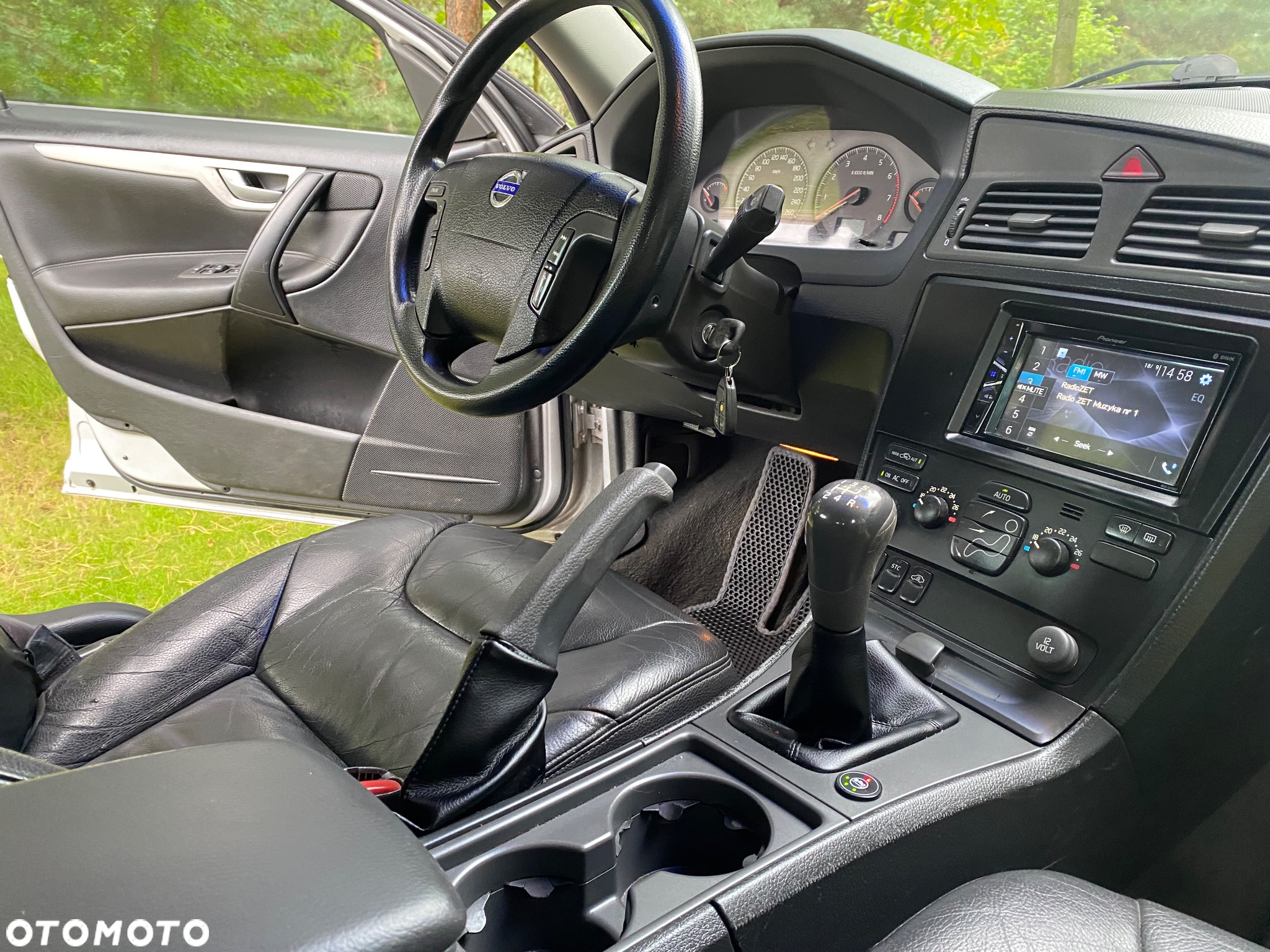 Volvo V70 2.4 - 18