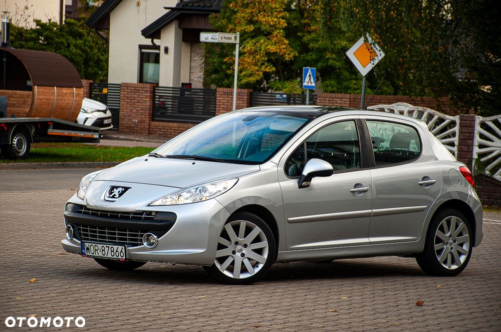 Peugeot 207 150 Turbo Platinum - 40