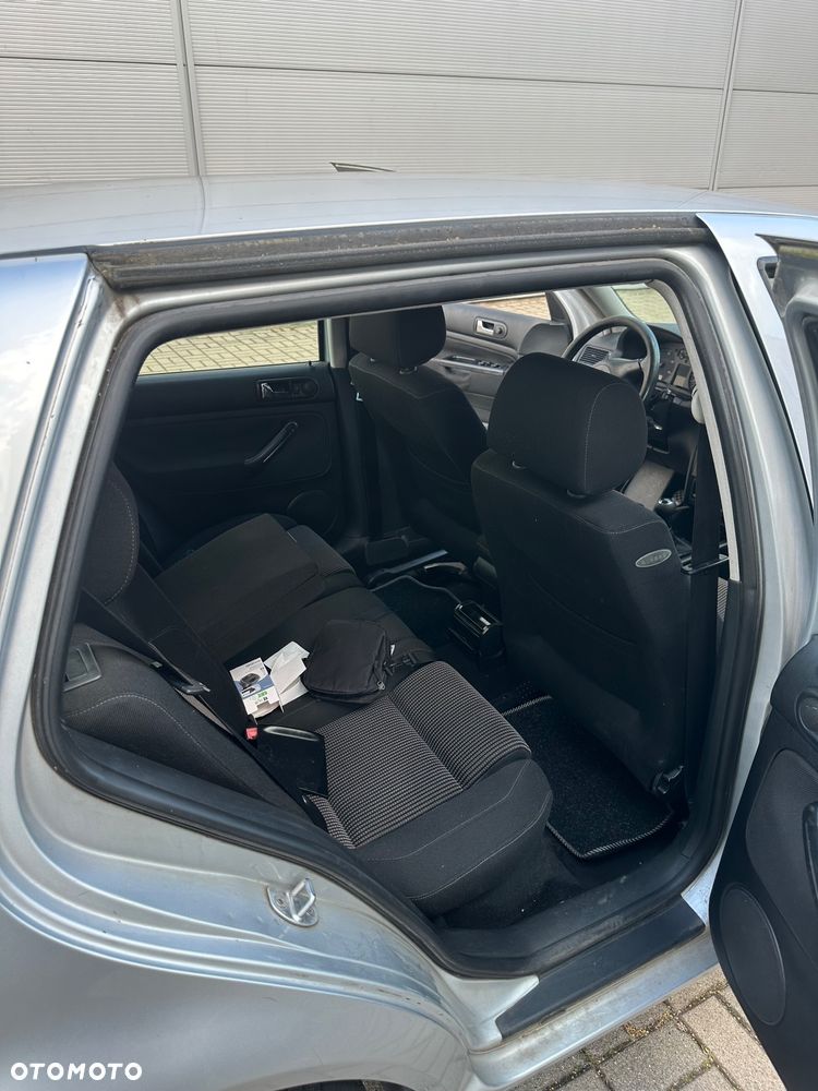 Volkswagen Golf 1.9 TDI - 16