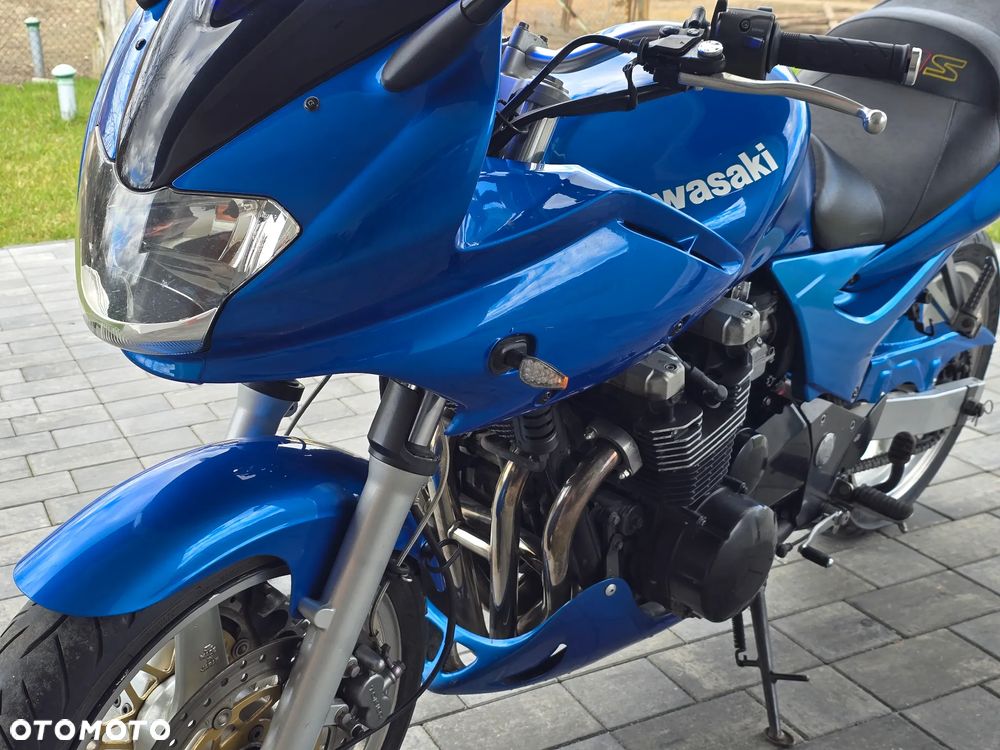 Kawasaki ZR - 4