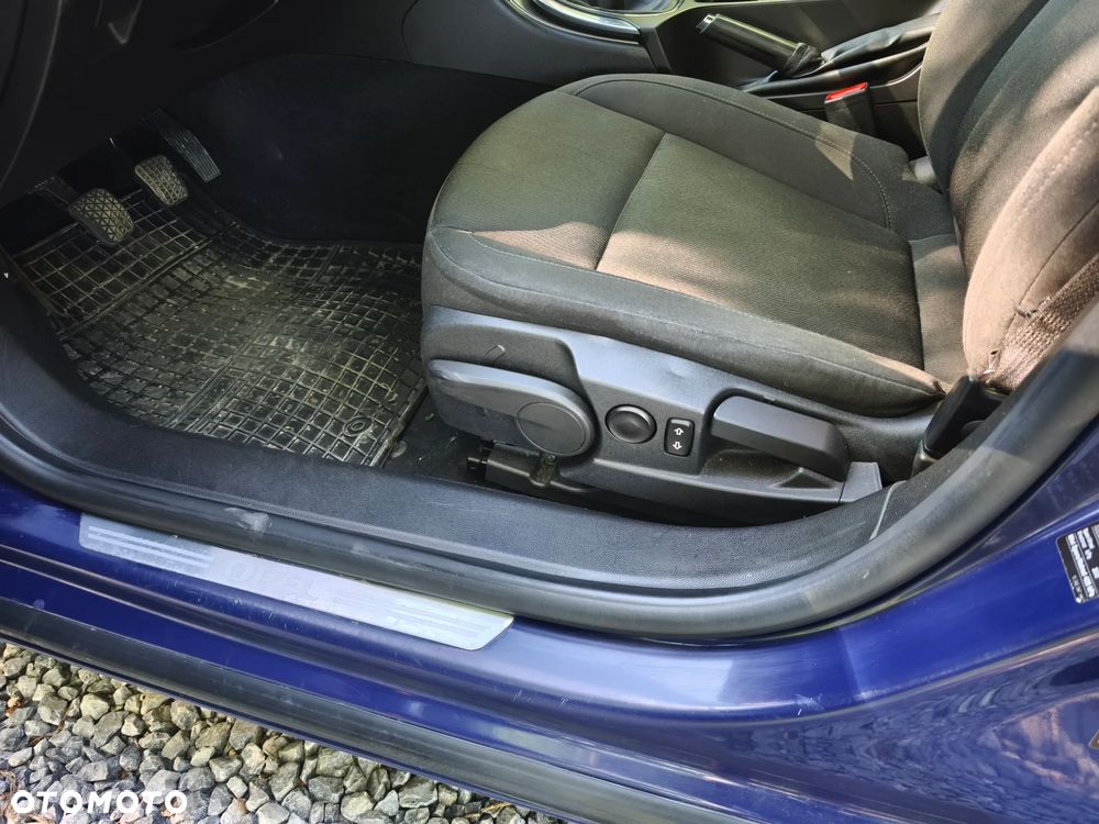 Opel Insignia 2.0 T Sport 4x4 - 22