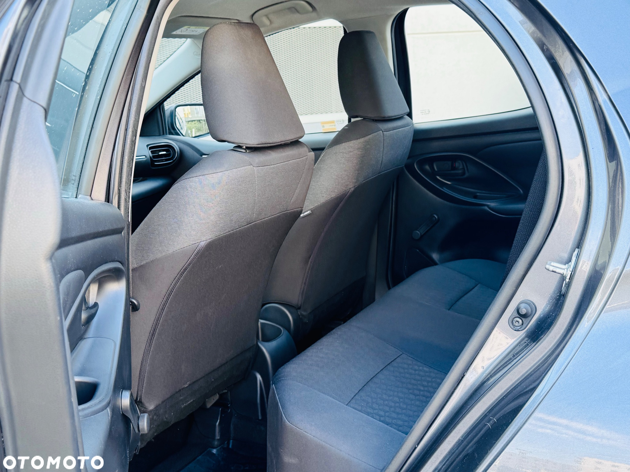Toyota Yaris - 37