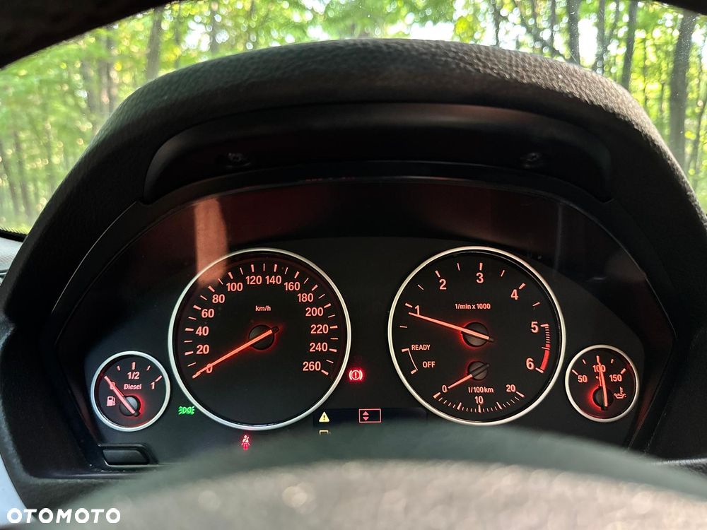 BMW Seria 3 - 26