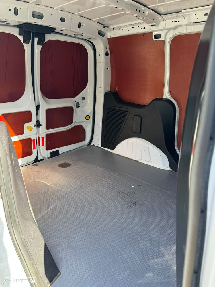 Ford Transit Connect - 21