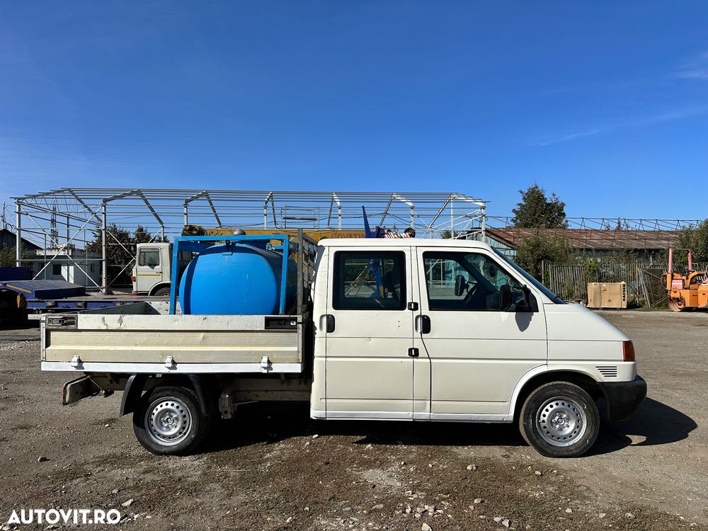 Volkswagen Transporter - 4