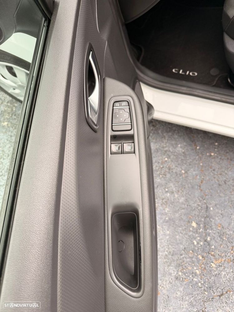 Renault Clio 1.5 dCi - 7