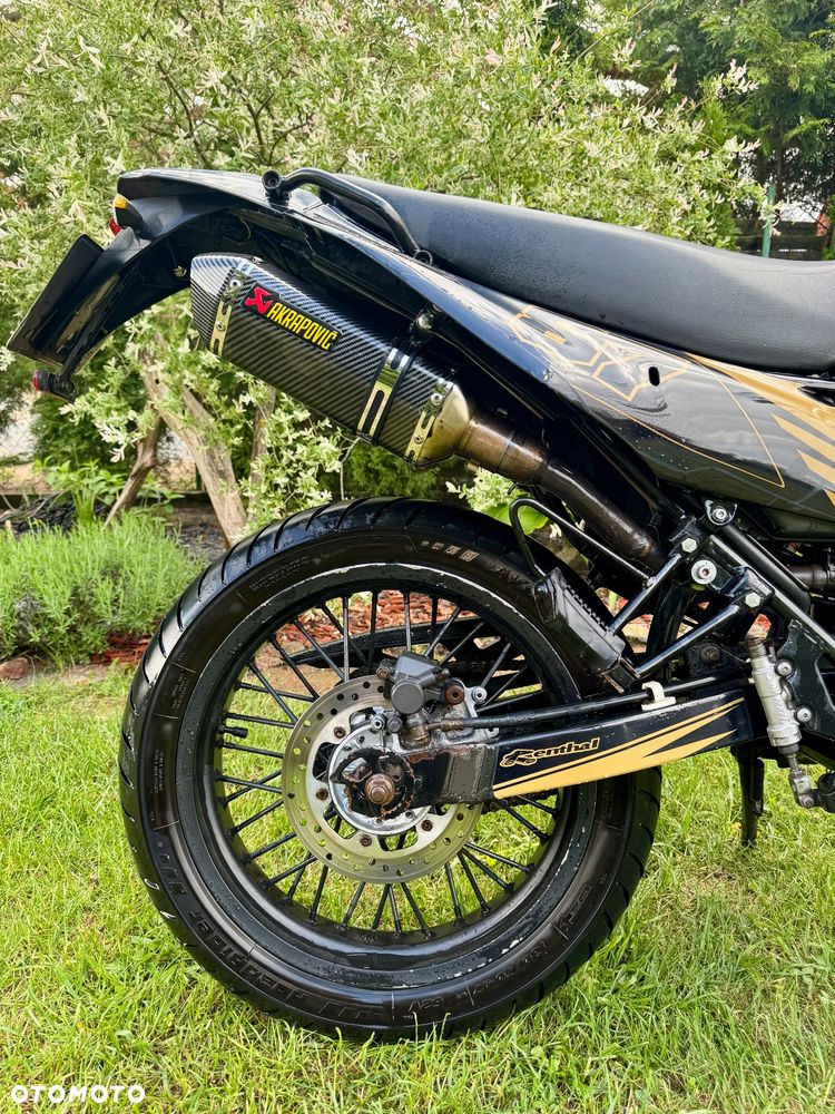 Suzuki DR - 13