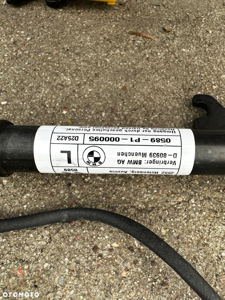 Naboje Pirotechniczne Zawiasów Maski Komplet Lewy Prawy BMW F40 F44 7450943 7450944 - 11