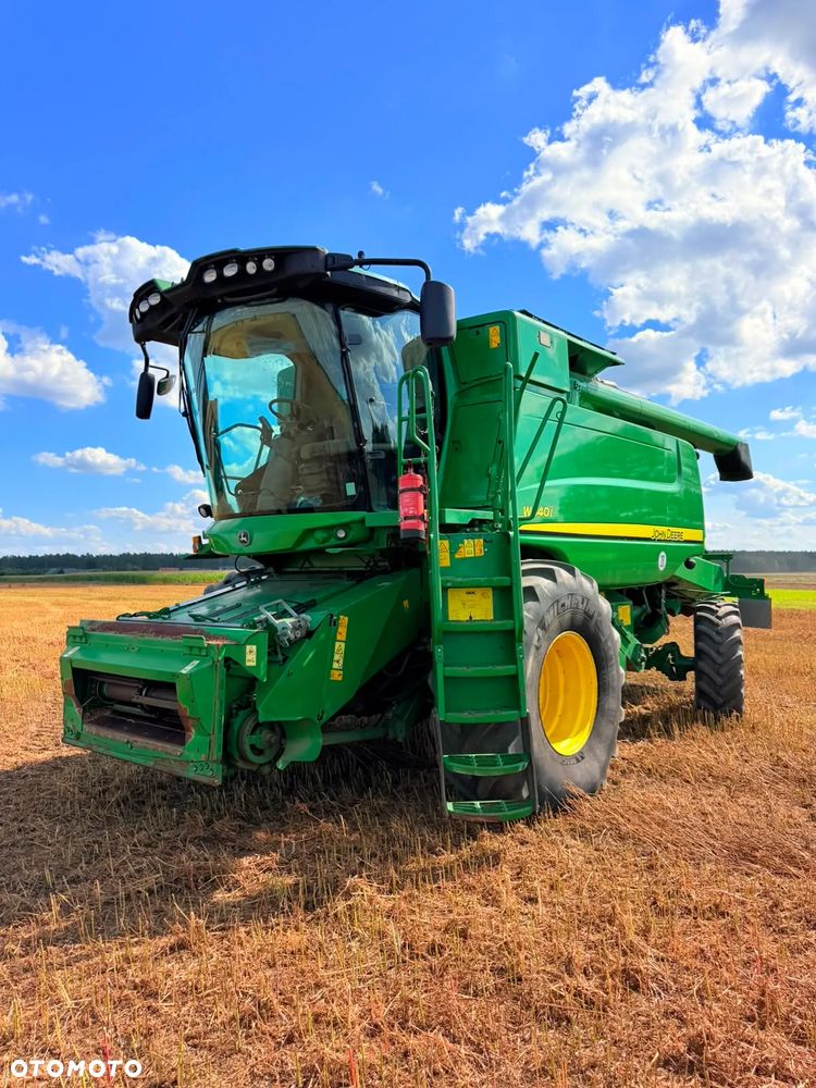 John Deere W540i - 7