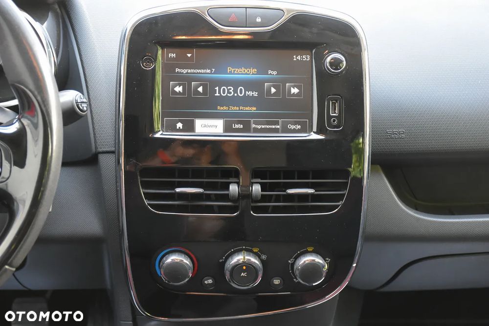 Renault Clio 1.2 16V Limited EU6 - 29