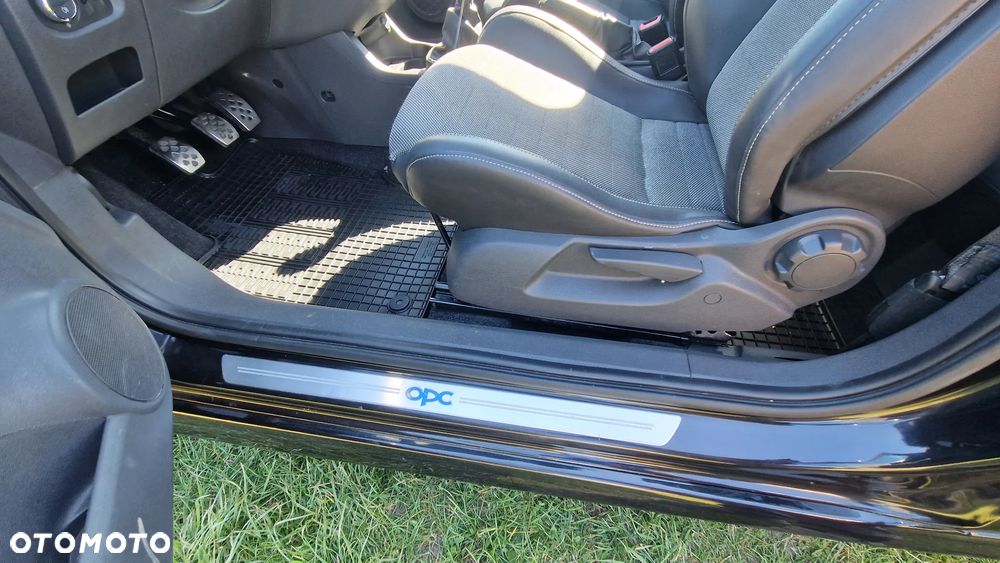 Opel Corsa 1.6 Turbo OPC - 28