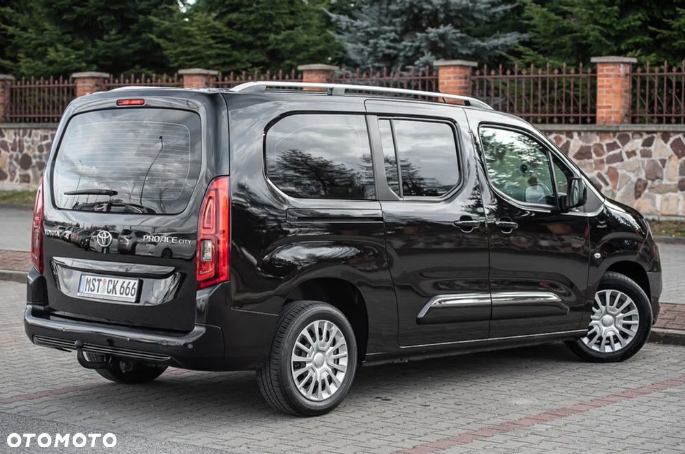 Toyota Proace City Verso 1.5 D-4D L2 Teamplayer 7-Sitzer - 11