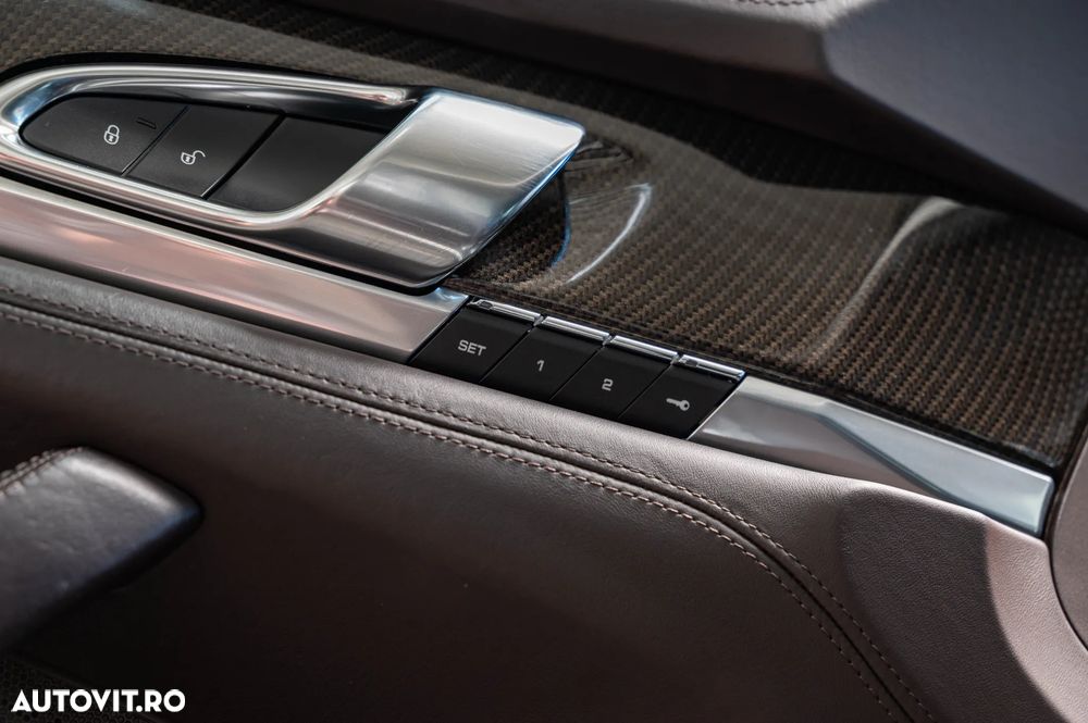 Porsche Panamera 3.0 Tiptronic S - 21