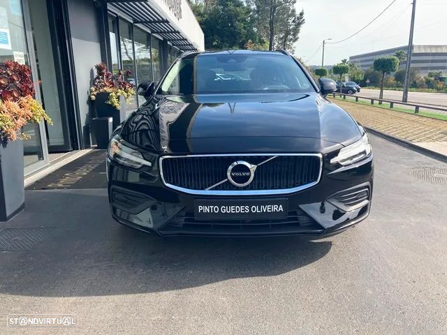 Volvo V60 2.0 D3 Momentum Core Geartronic - 2