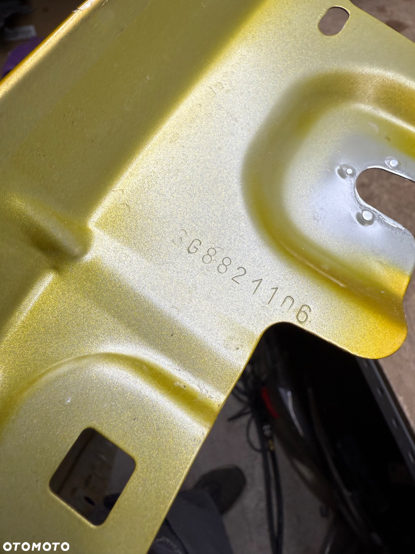 BŁOTNIK PRZÓD PRAWY VOLKSWAGEN ARTEON 3G8 ZŁOTY/KURKUMA - 3