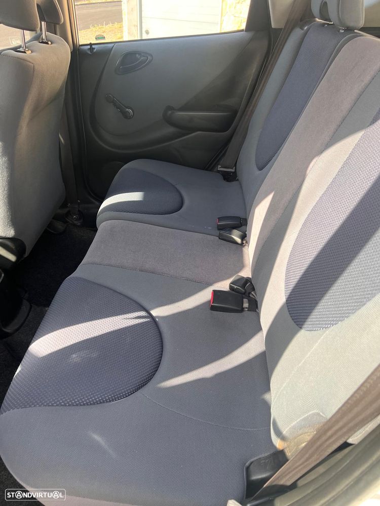 Honda Jazz 1.2 LS AC - 8