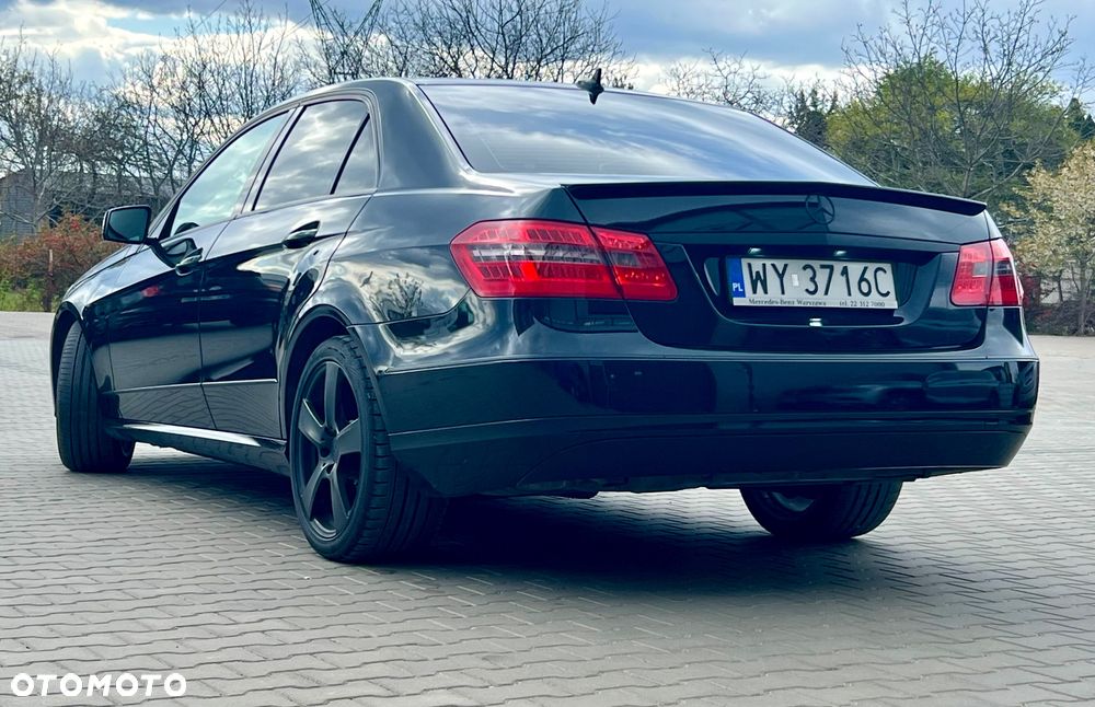Mercedes-Benz Klasa E 250 CDI 4-Matic BlueEff Avantgarde - 2