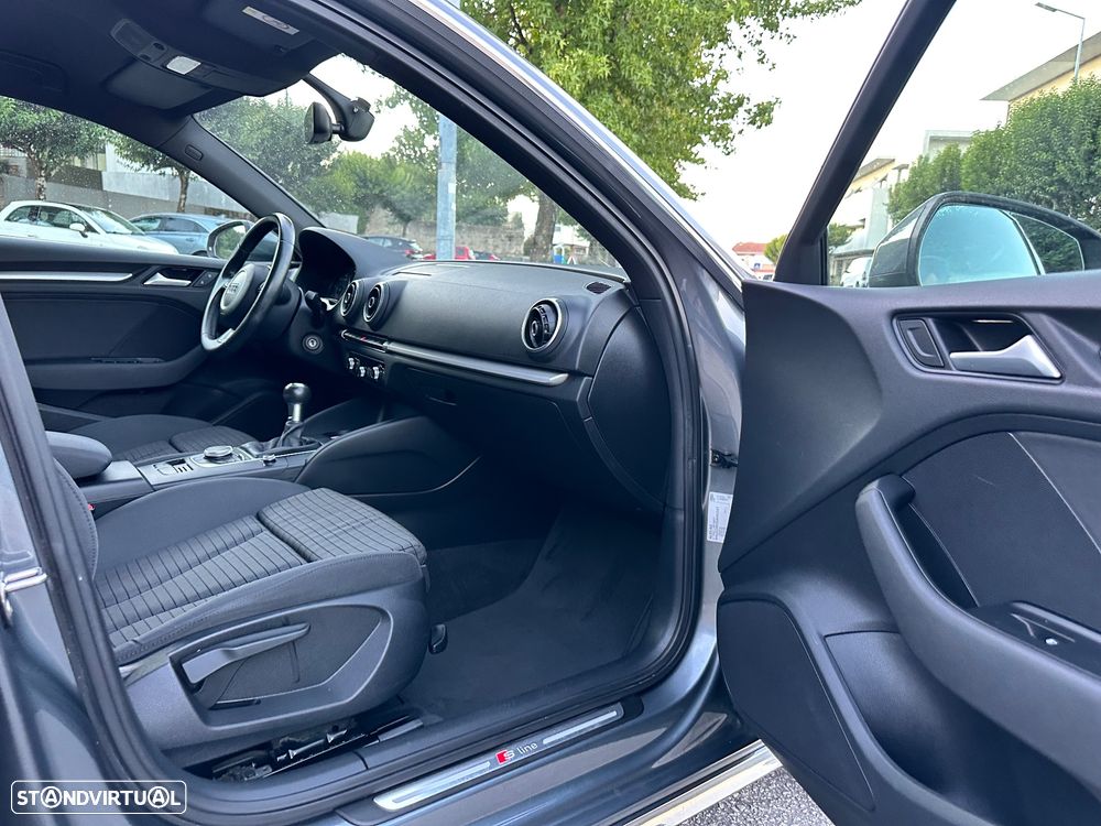 Audi A3 Sportback 1.6 TDI S-line - 47