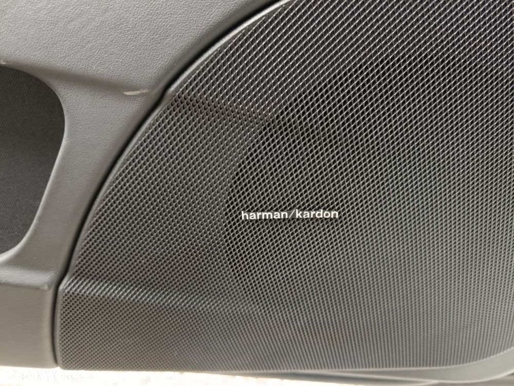 Mercedes-Benz CLS 63 AMG 7G-TRONIC - 32