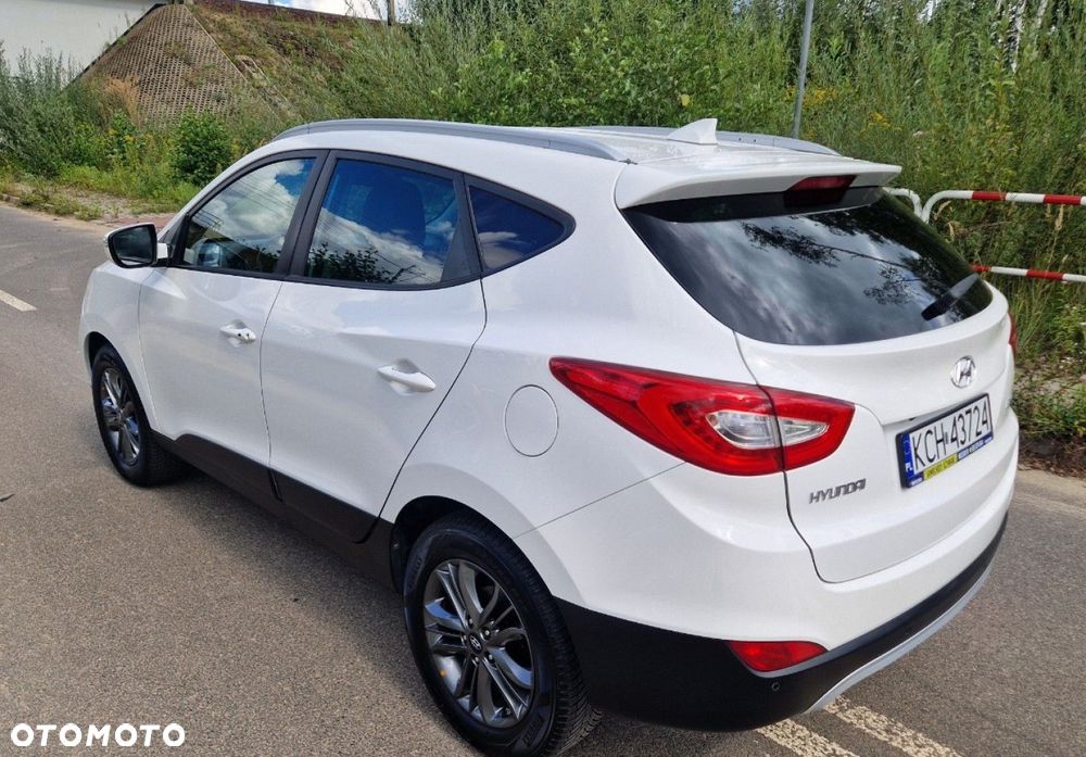 Hyundai ix35 1.6 2WD Fifa World Cup Edition - 5