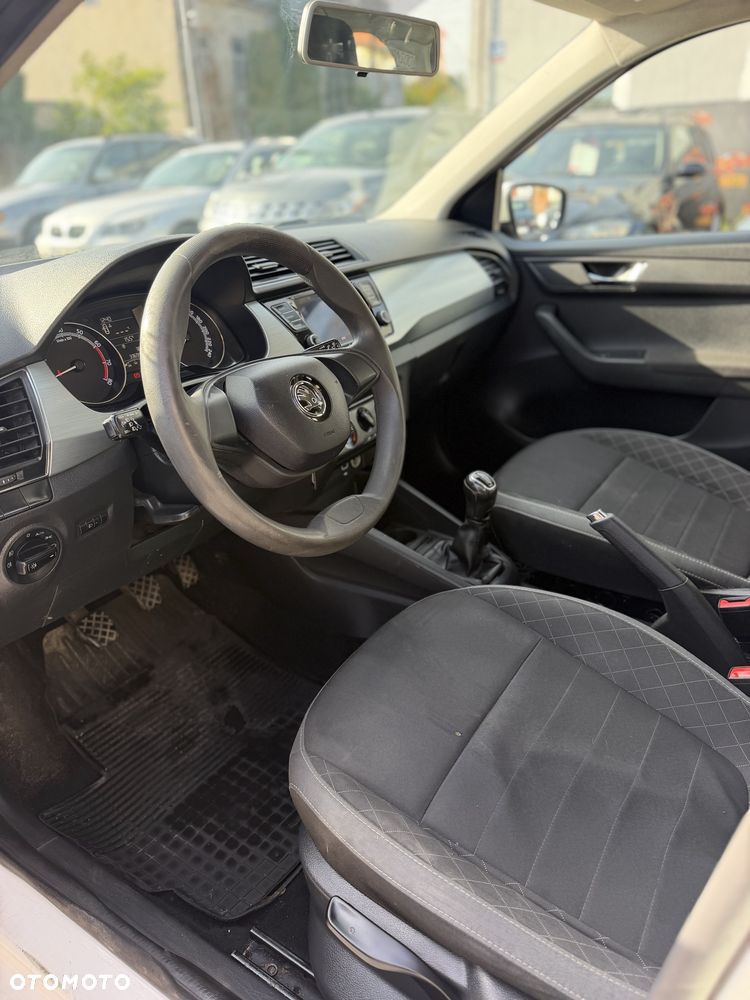 Skoda Fabia - 7