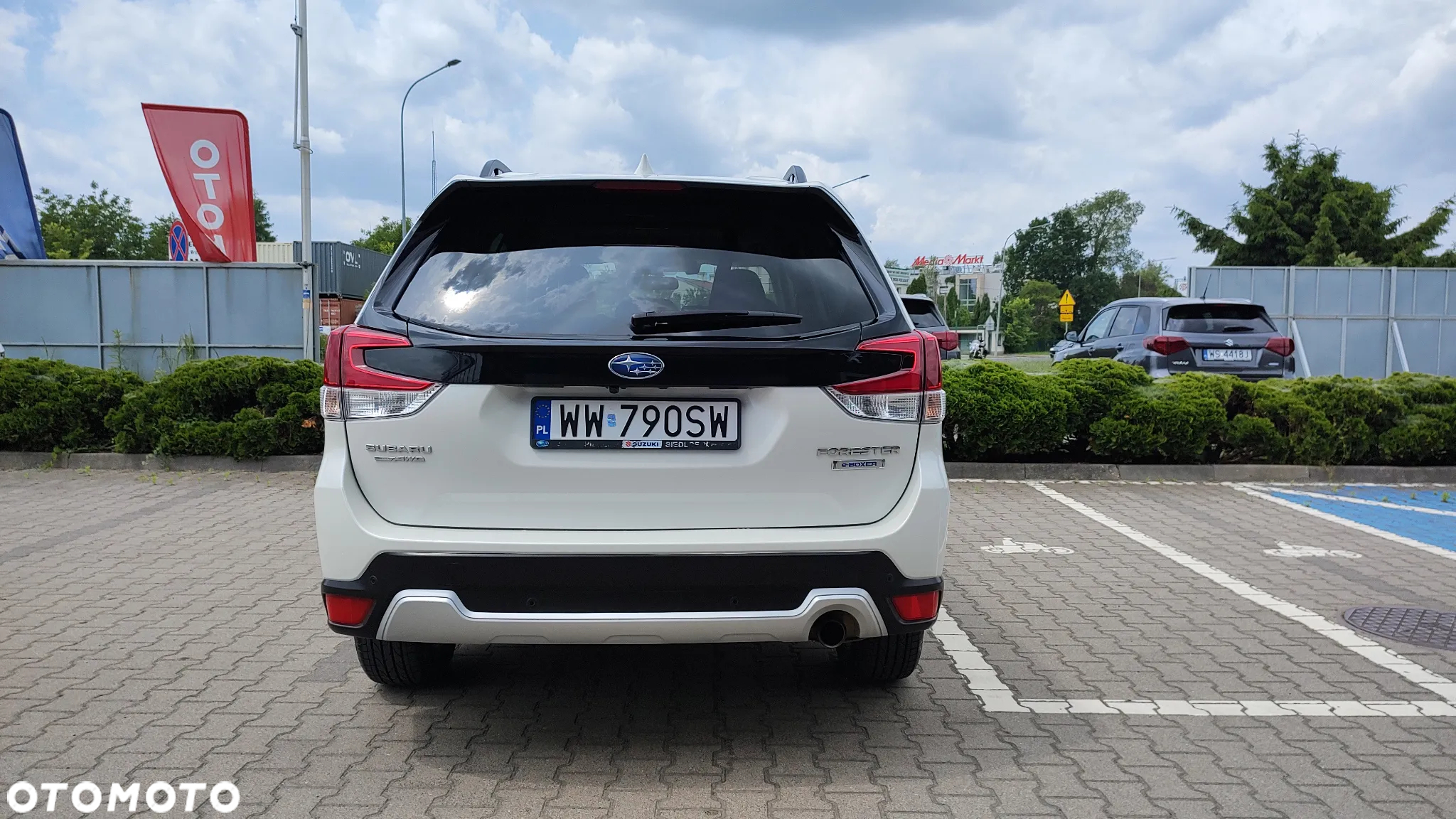 Subaru Forester 2.0 i Platinum (EyeSight) Lineartronic - 9