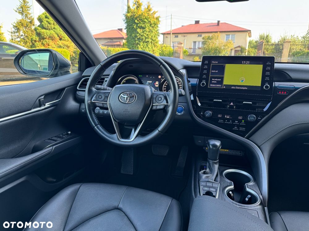 Toyota Camry 2.5 Hybrid Executive CVT - 15