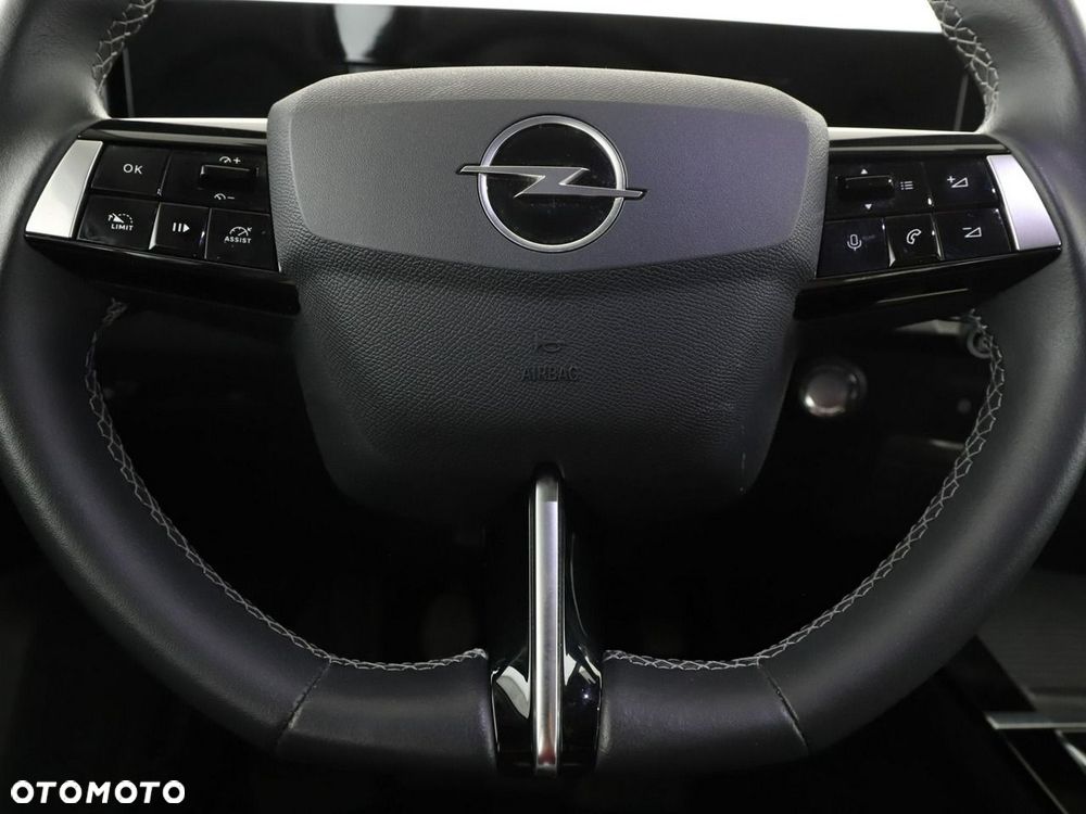 Opel Astra 1.2 Turbo Edition - 22