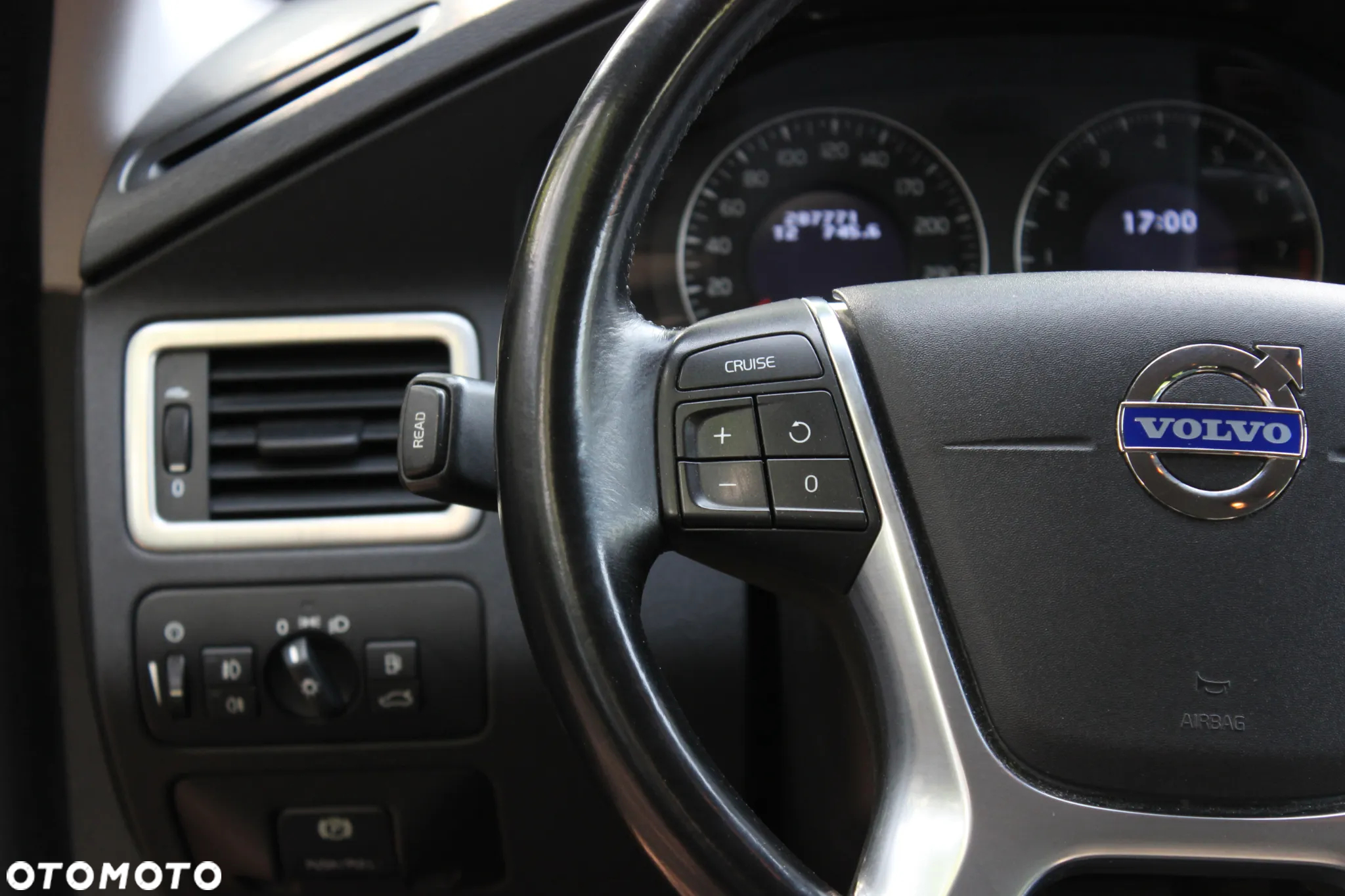Volvo V70 2.0 Momentum - 15