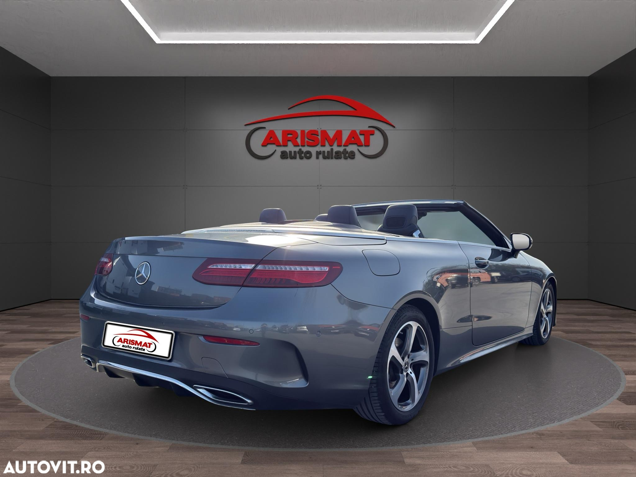 Mercedes-Benz E 220 d Cabrio 9G-TRONIC AMG Line - 3