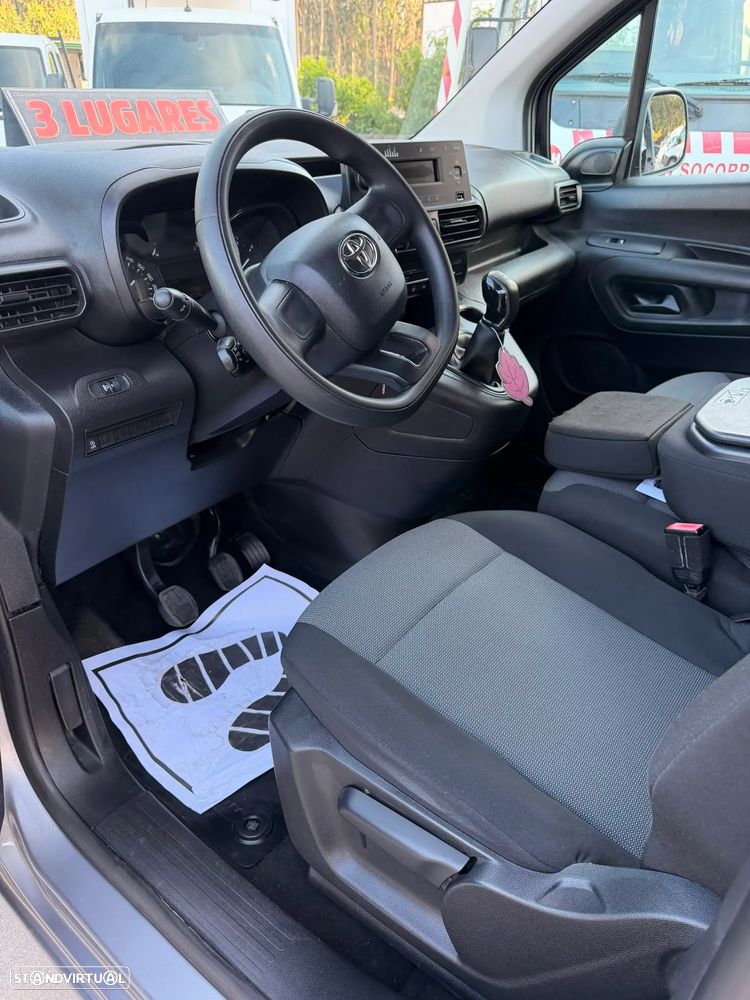 Toyota Proace City - 13