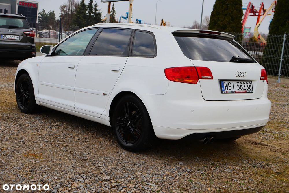 Audi A3 Sportback 1.4 TFSI S line Sportpaket - 3